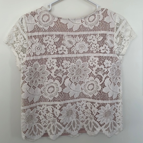 Express lace top size S. Beautiful lined lace top. - Picture 2 of 3